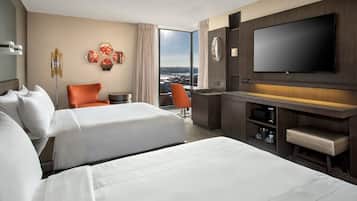 Hochwertige Bettwaren, Zimmersafe, Schreibtisch