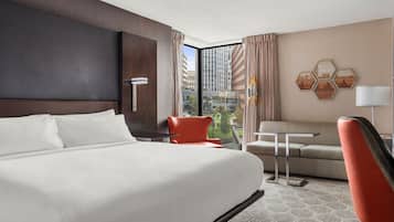 Premium bedding, in-room safe, desk, laptop workspace