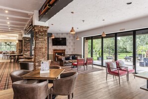 Lounge - Dragonfly Hotel Peterborough (Peterborough)