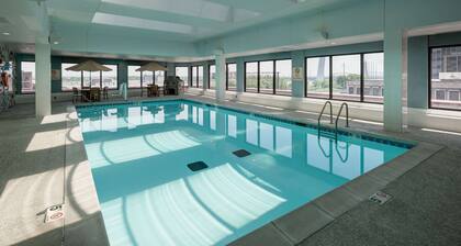 Hampton Inn St. Louis-Downtown (At the Gateway Arch)