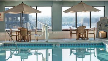 Indoor pool, pool loungers