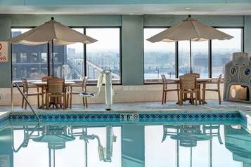 Indoor pool, pool loungers