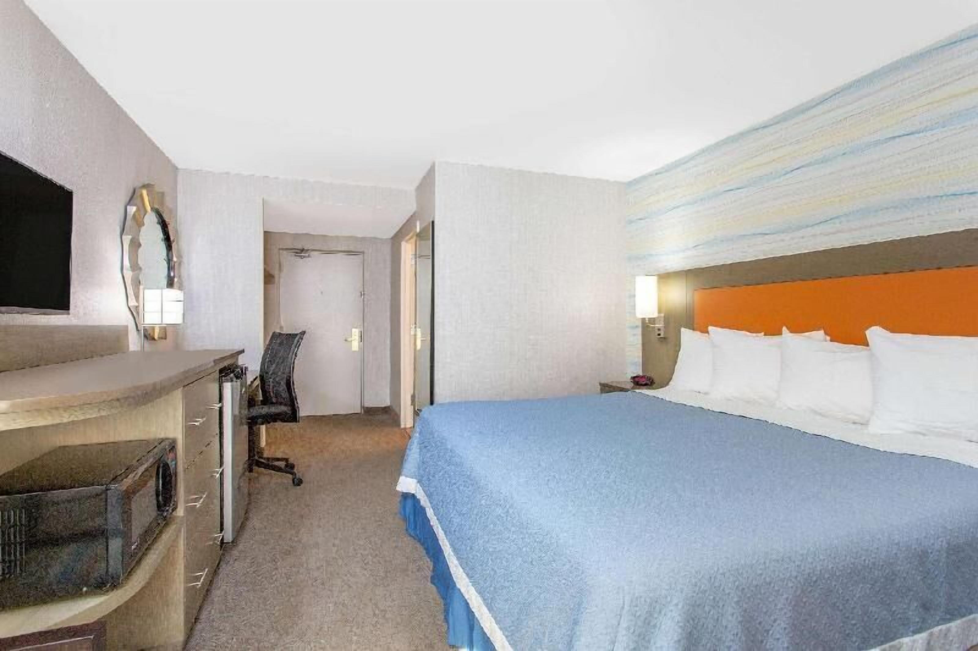 In-room safe, desk, iron/ironing board, free cribs/infant beds