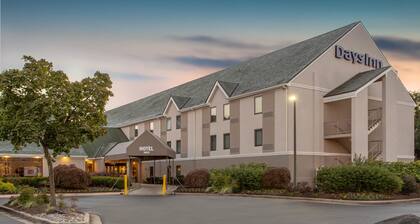 Days Inn by Wyndham Lanham Washington DC