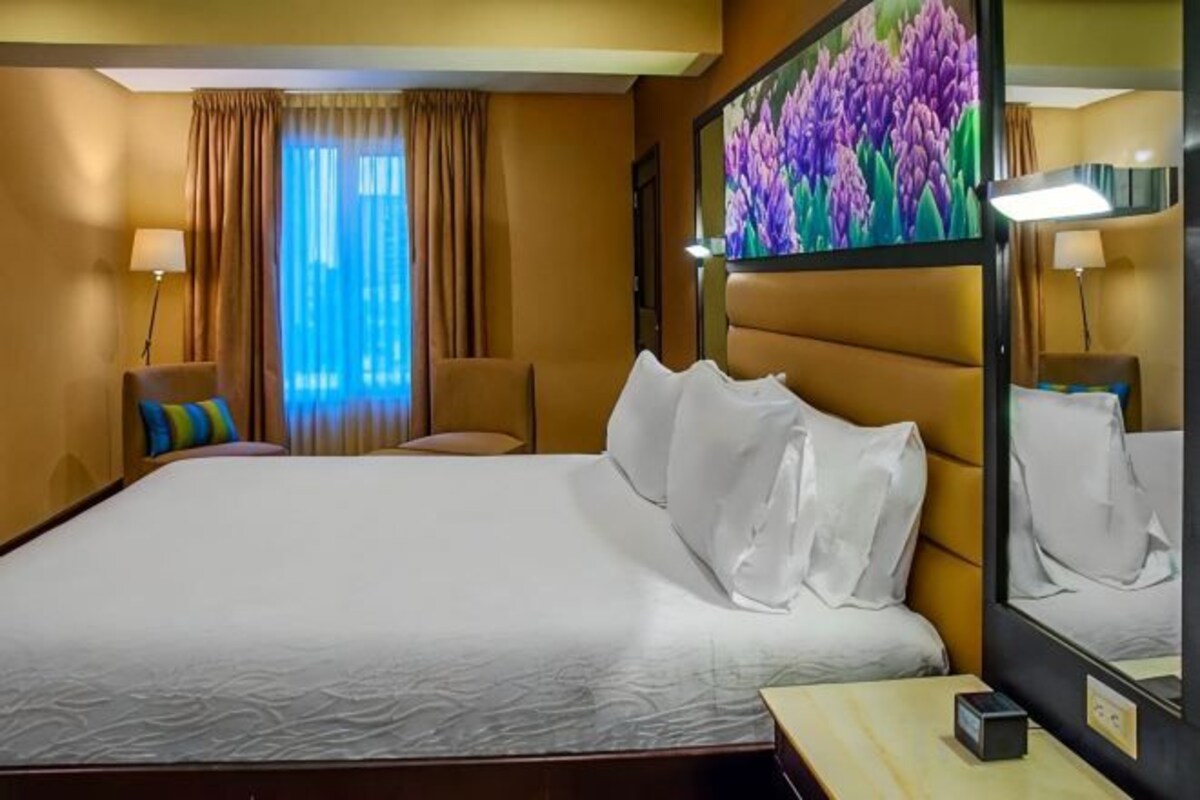 King Room with City View