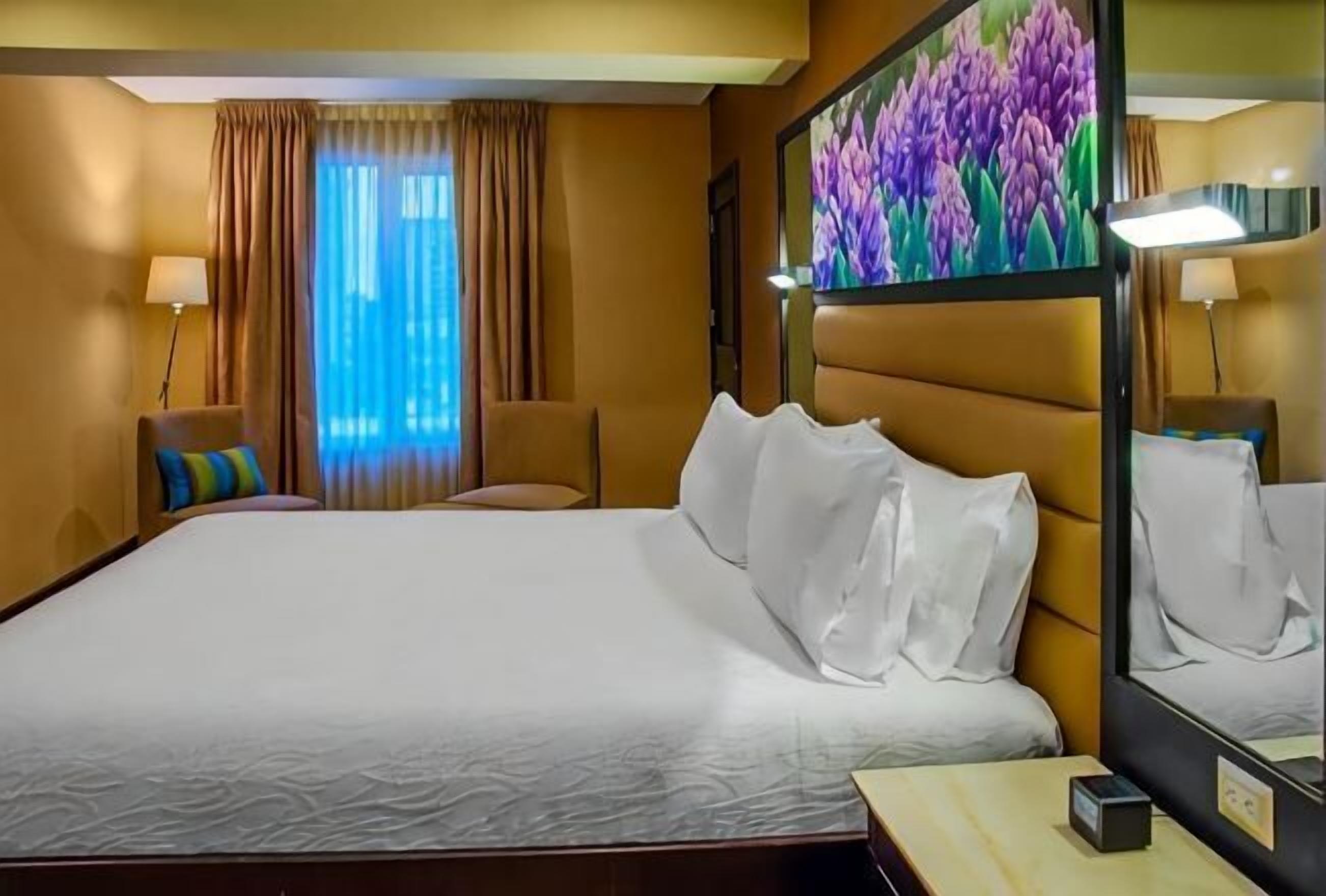 In-room safe, desk, soundproofing, iron/ironing board