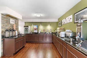 Free daily buffet breakfast