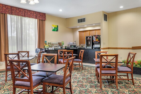 Free buffet breakfast