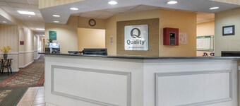 Quality Inn & Suites Near Amish Country