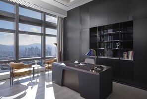 Presidential Suite | City view