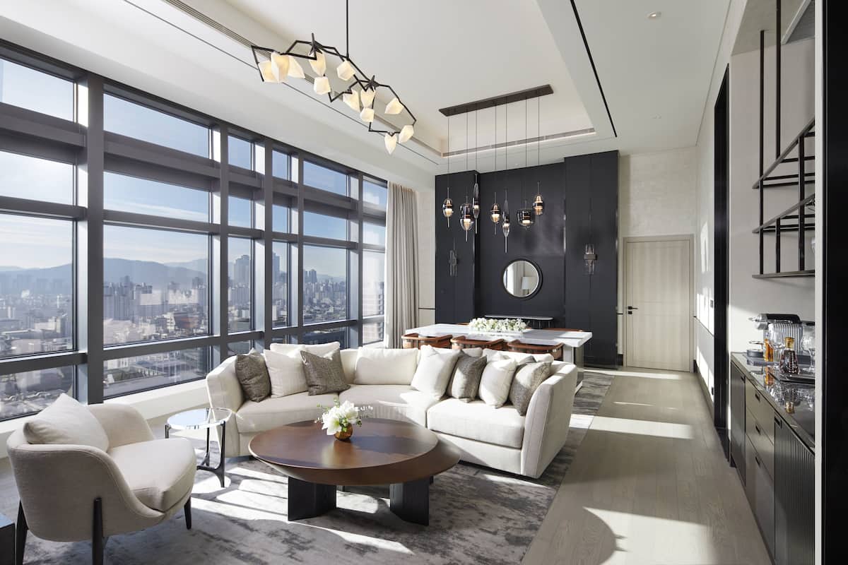 suite, 1 king bed (ambassador) | city view