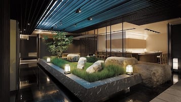 3 restaurantes, café da manhã, culinária japonesa