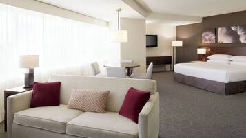 Junior-Suite, 1 Schlafzimmer | 1 Schlafzimmer, Schreibtisch, Verdunkelungsvorhänge