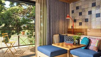 Egyptian cotton sheets, premium bedding, down comforters, pillowtop beds