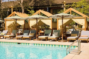 Outdoor pool, cabanas (surcharge), pool umbrellas