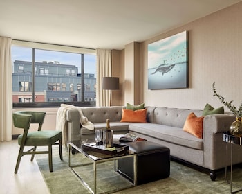 Frette Italian sheets, premium bedding, down comforters, pillowtop beds at Viceroy Washington DC
