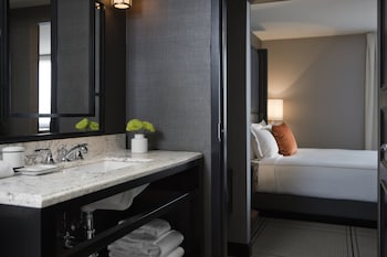 Frette Italian sheets, premium bedding, down comforters, pillowtop beds at Viceroy Washington DC