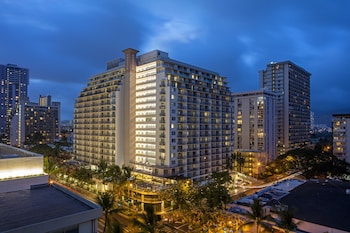 Front of property - evening/night at Hilton Garden Inn Waikiki Beach
