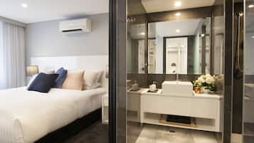 Crown Suite | 1 camera, biancheria da letto di alta qualità, materassi a doppio strato