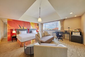 Suite, 1 Double Bed (Station) | 1 bedroom, premium bedding, in-room safe, desk