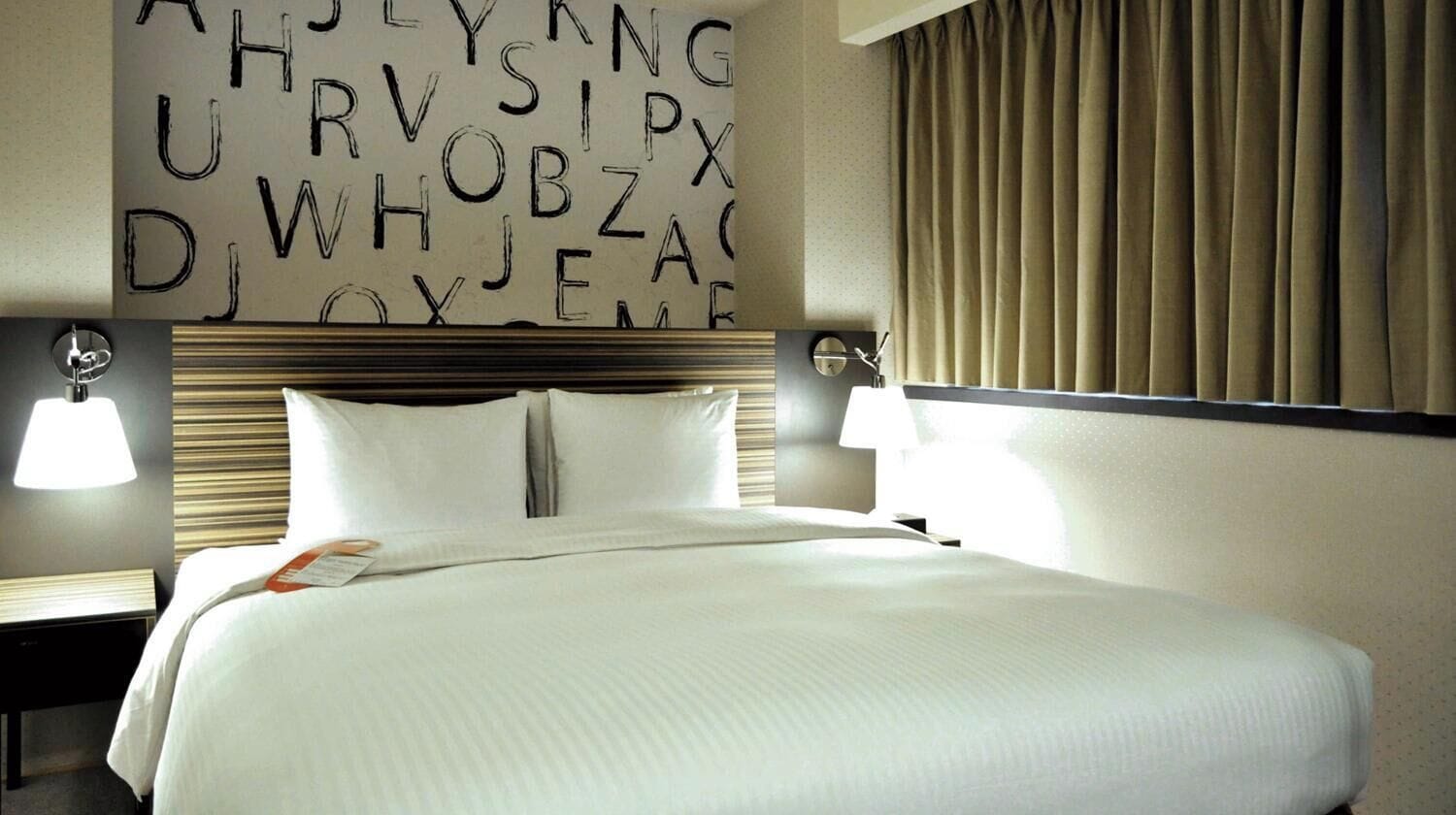 Premier tweepersoonskamer, 1 tweepersoonsbed | Luxe beddengoed, een kluis op de kamer, een bureau