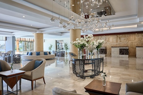 Lobby. Steigenberger Resort Achti