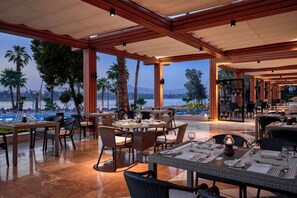 3 Restaurants, Frühstück, Mittagessen, Abendessen, italienische Küche