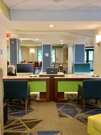 Property amenity. Holiday Inn Express & Suites Miami - Hialeah by IHG