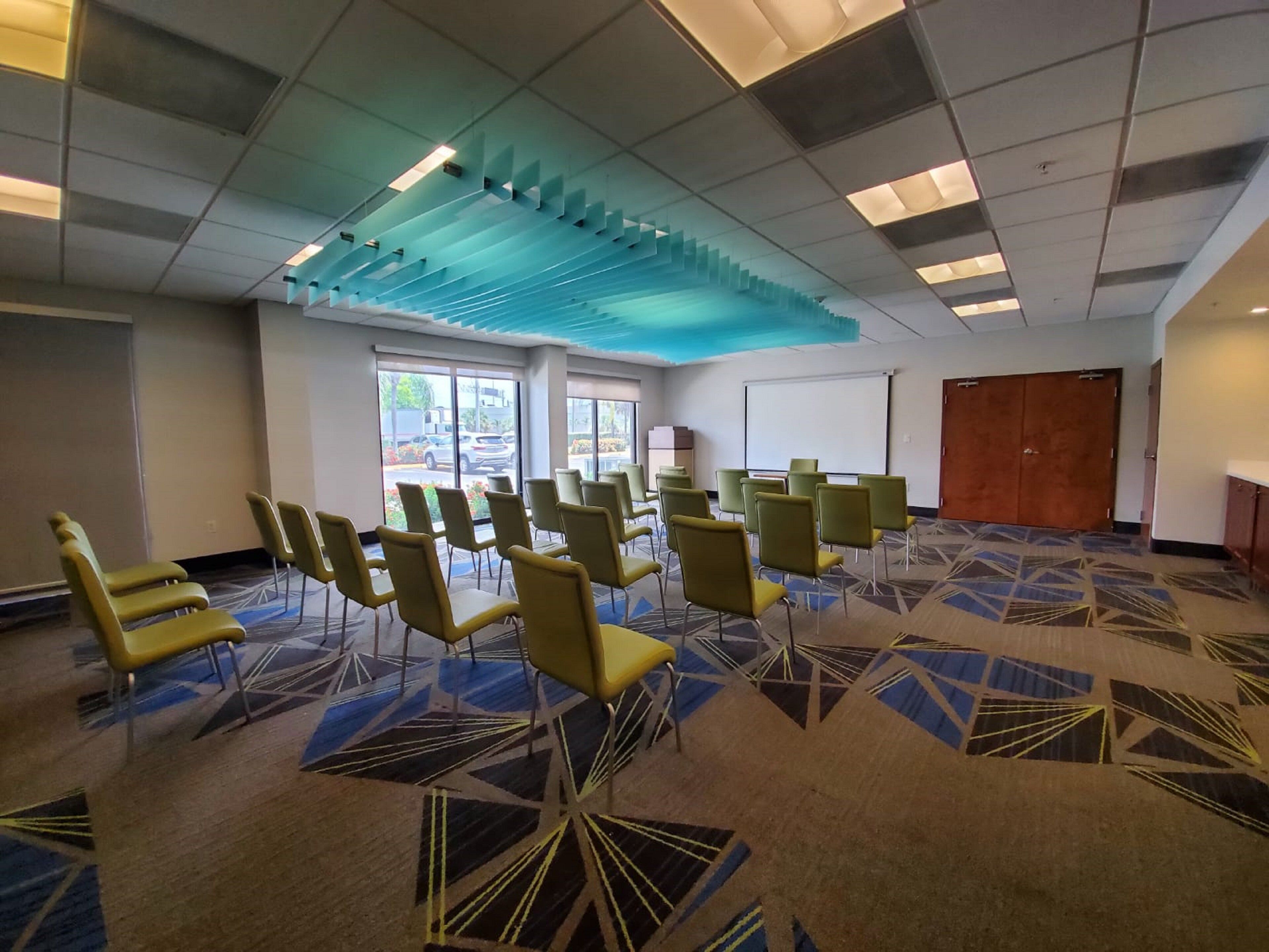 Photo - Holiday Inn Express Hotel & Suites Miami - Hialeah by IHG