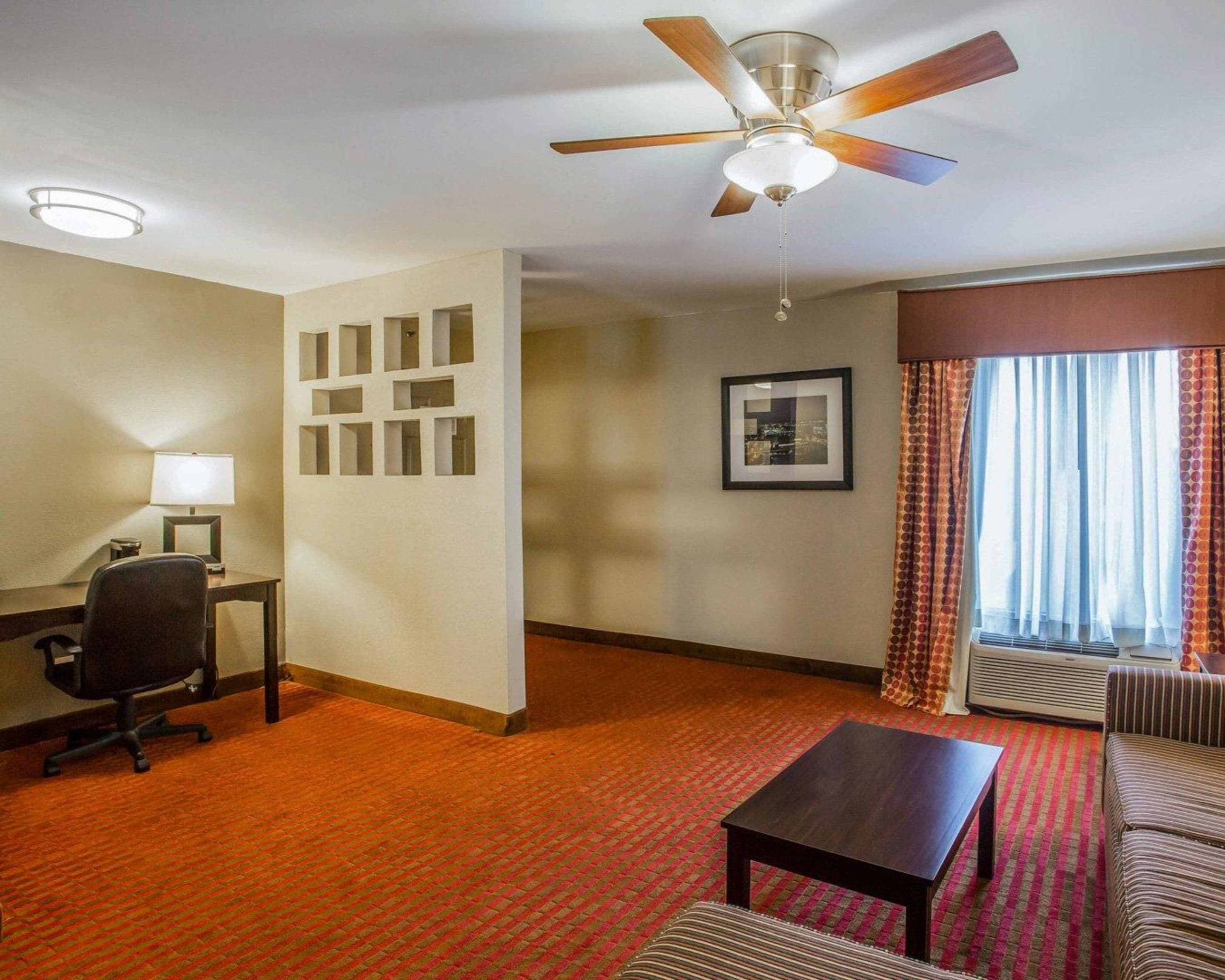 Foto - Quality Suites Nashville Airport
