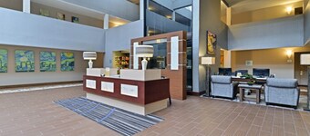 Quality Suites Nashville Airport