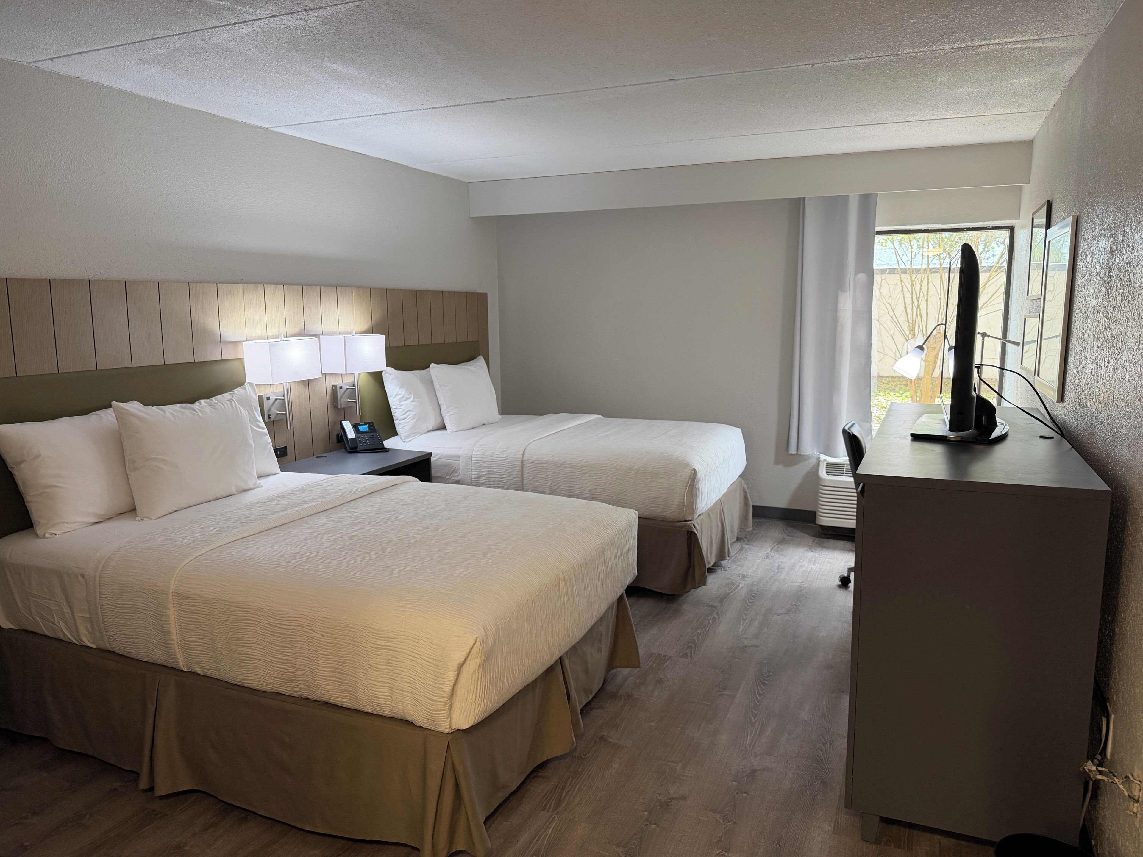 룸, 더블침대 2개, 금연