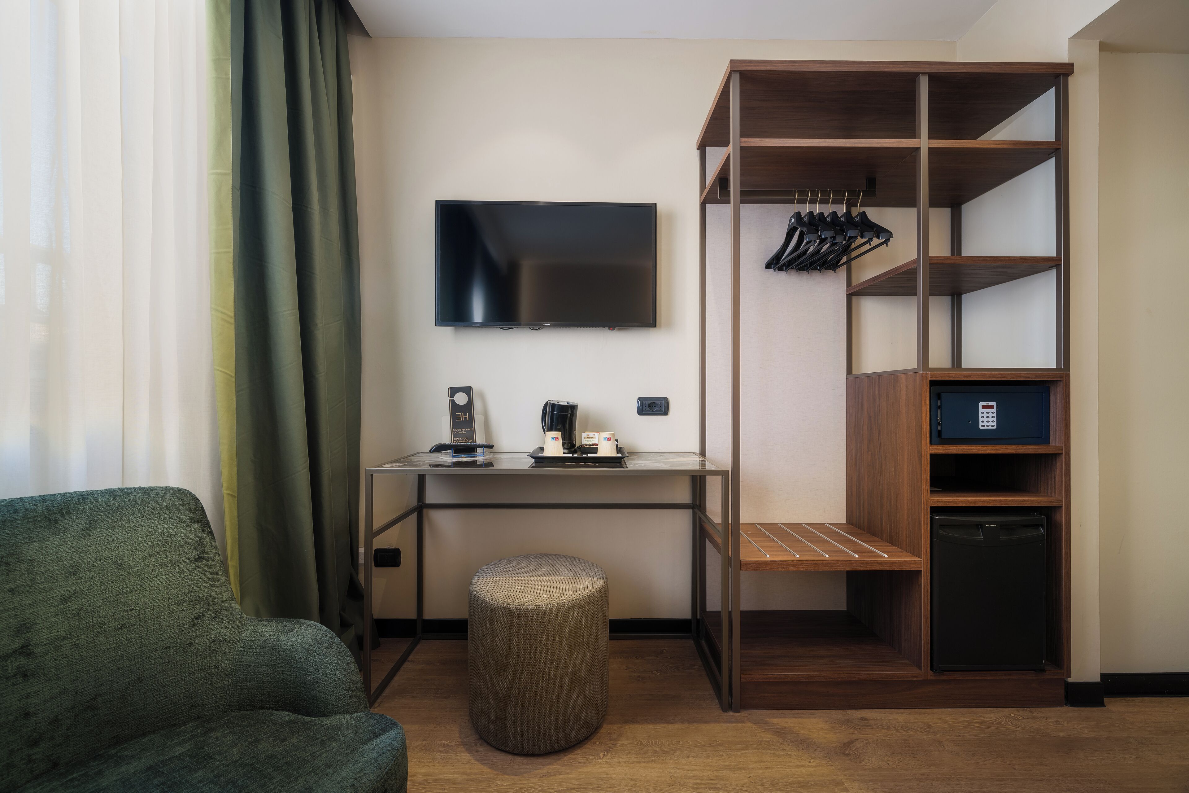 down duvets, minibar, in-room safe, desk