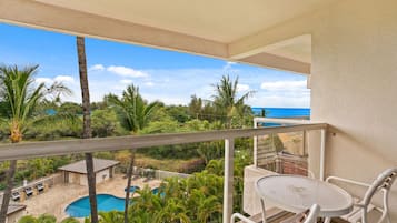 2 Bedroom Deluxe Partial Ocean View | View from room