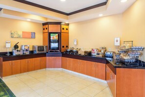 Free daily buffet breakfast 