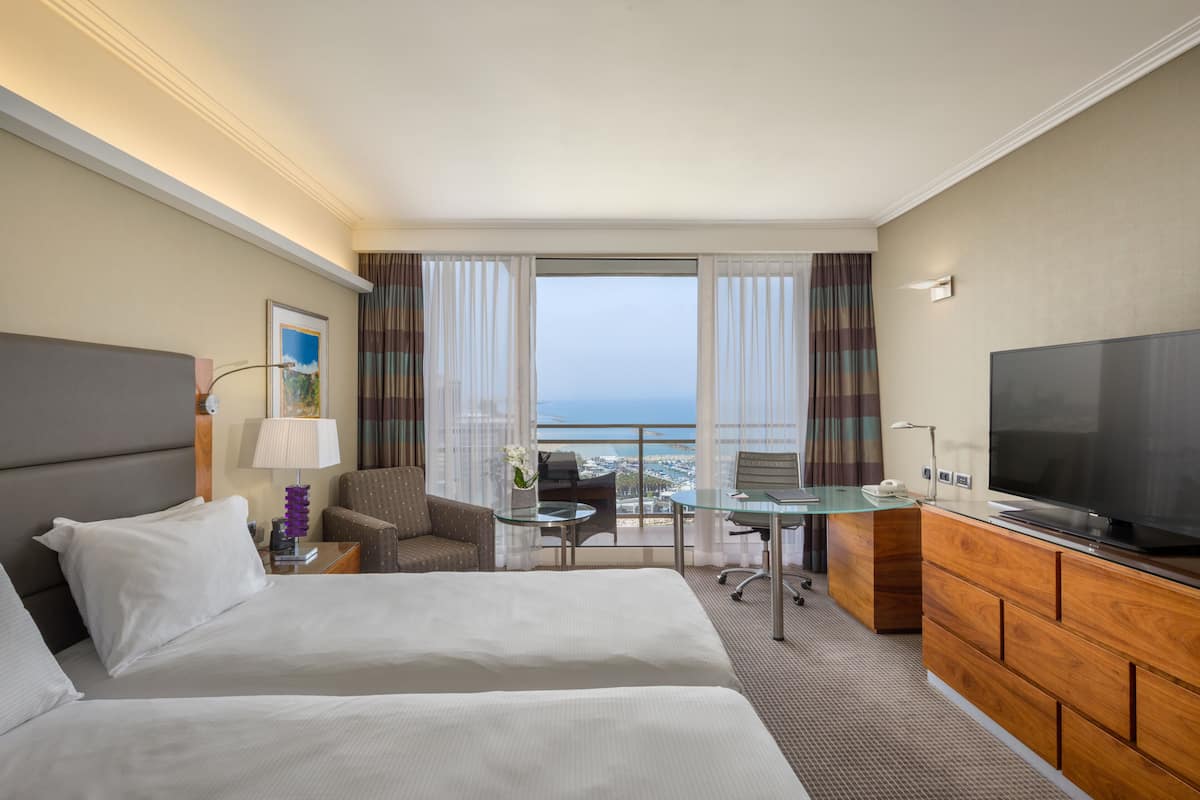 Ropa de cama hipoalergénica y minibar