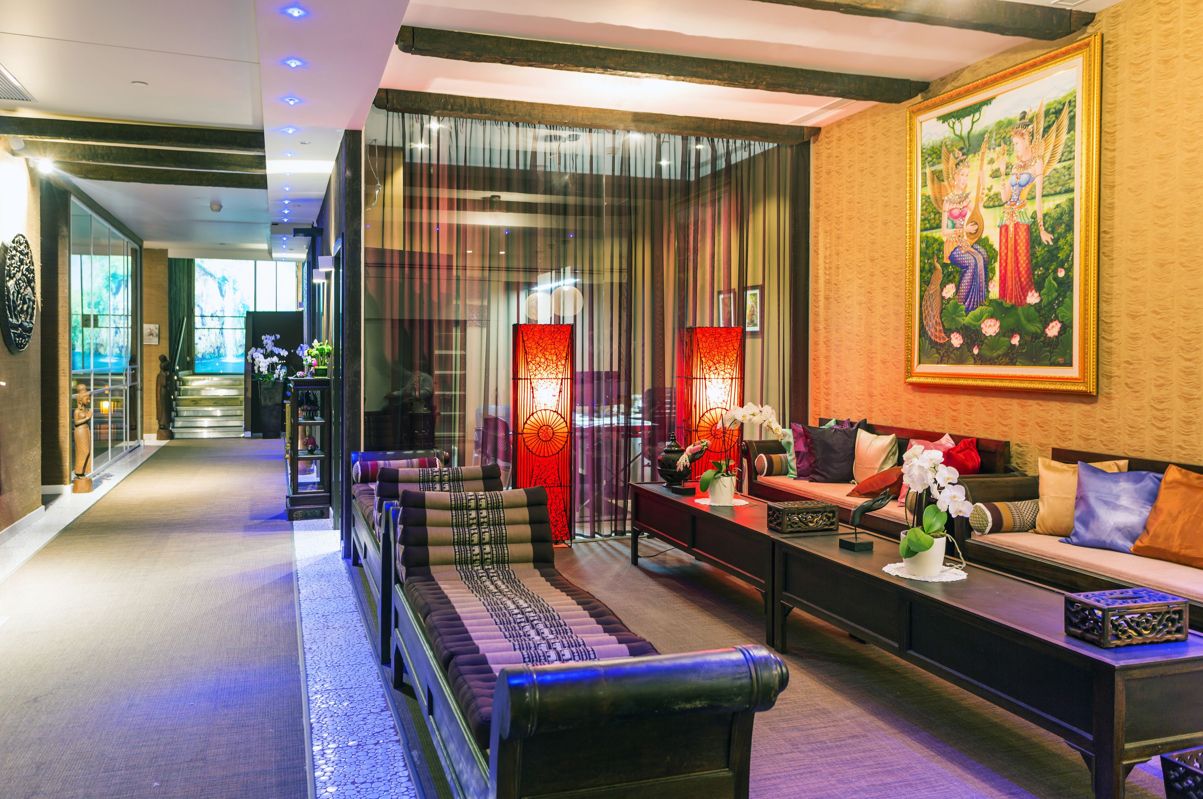 couples treatment room(s), sauna, steam room, body treatments