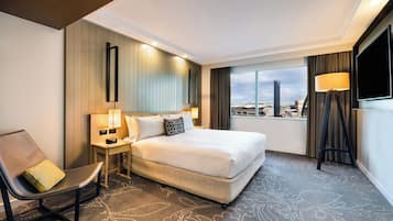 Literie hypoallergénique, coffres-forts dans les chambres, bureau