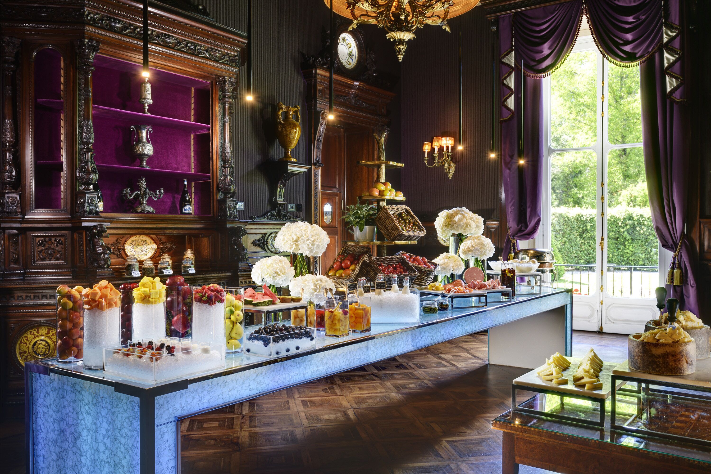 daily buffet breakfast (eur 40 per person)