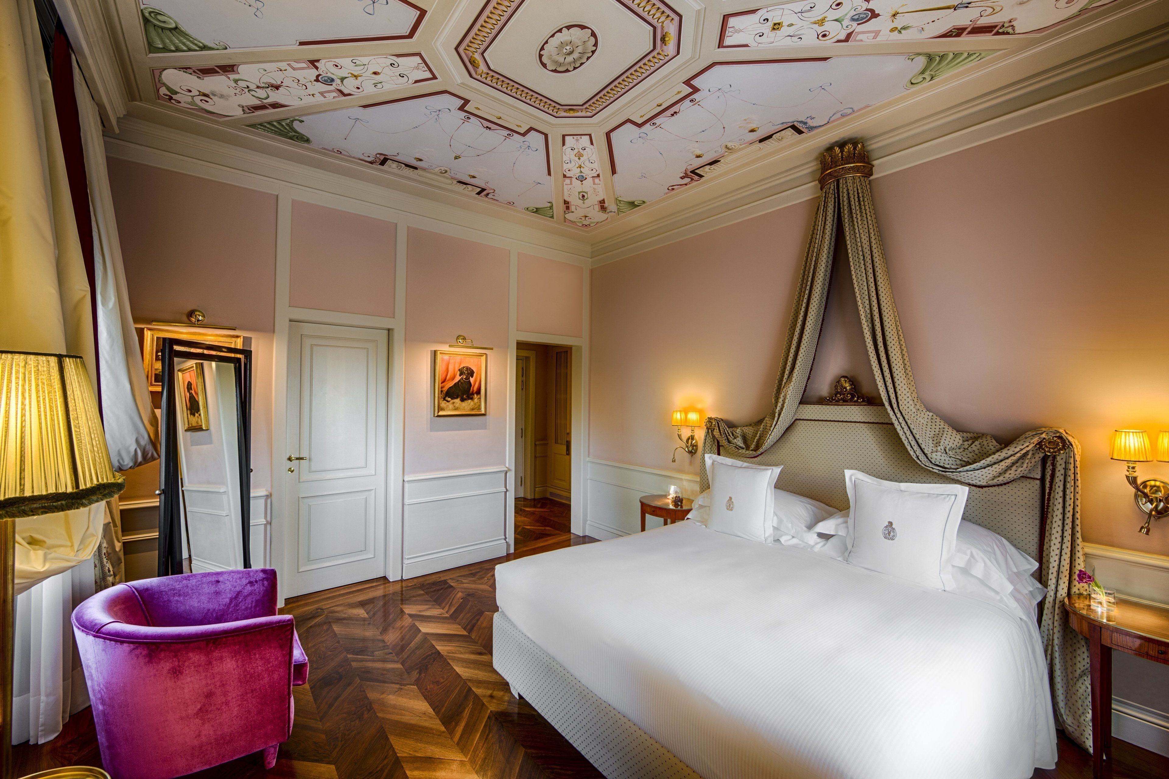 Premium bedding, down comforters, minibar, in-room safe