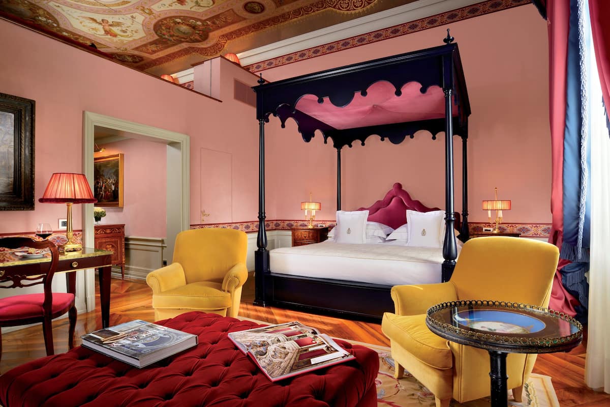 Duplex | Premium bedding, down duvets, minibar, in-room safe