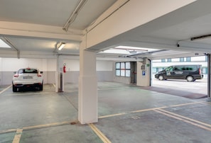 Self-parking (surcharge) 22 per day