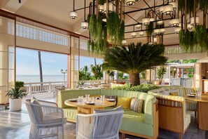 4 restaurants, breakfast, lunch, dinner served; international cuisine 