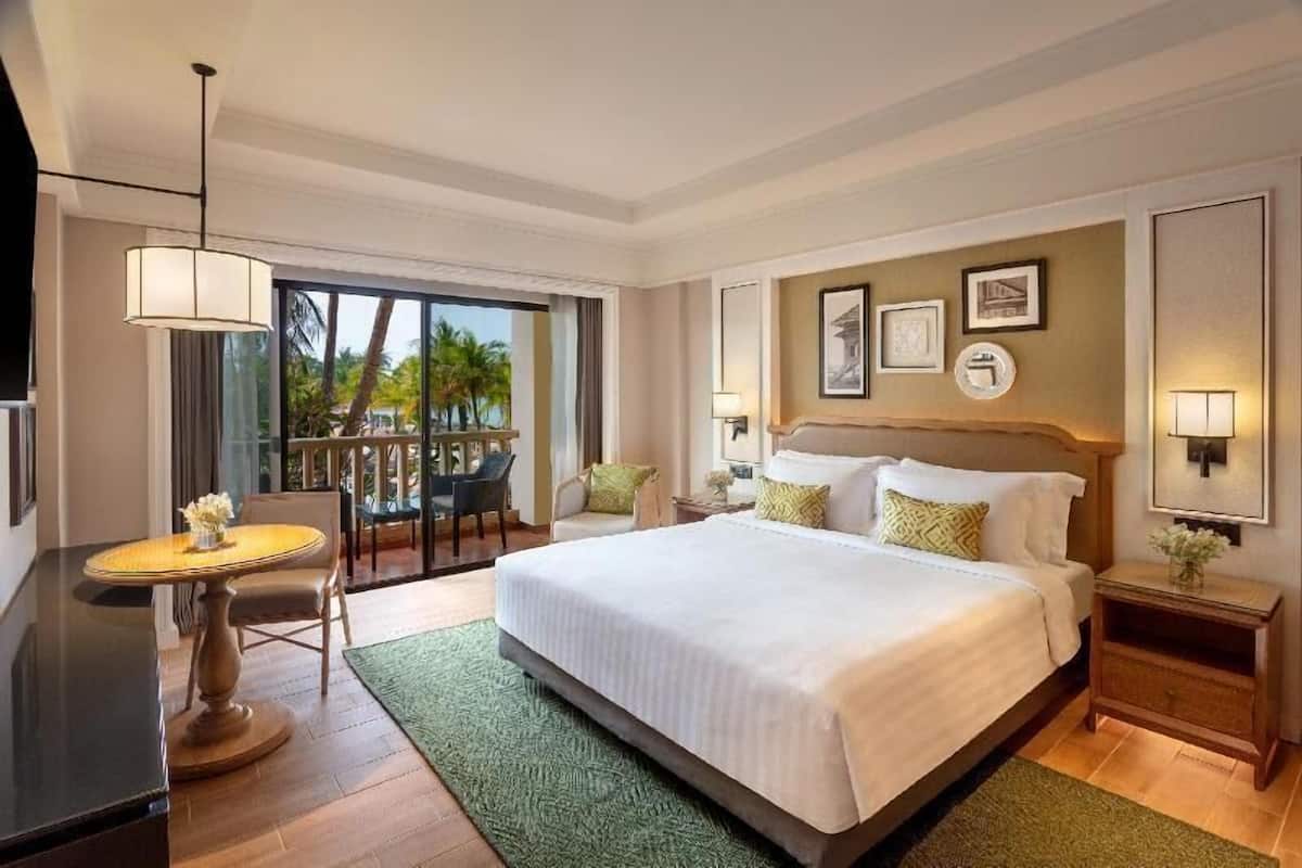 Premium bedding, minibar, in-room safe, individually decorated