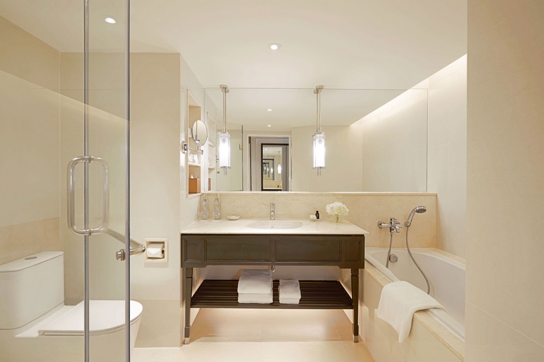 Bathroom | Free toiletries, hair dryer, bathrobes, slippers