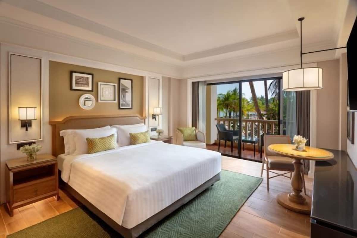 Premium bedding, minibar, in-room safe, individually decorated