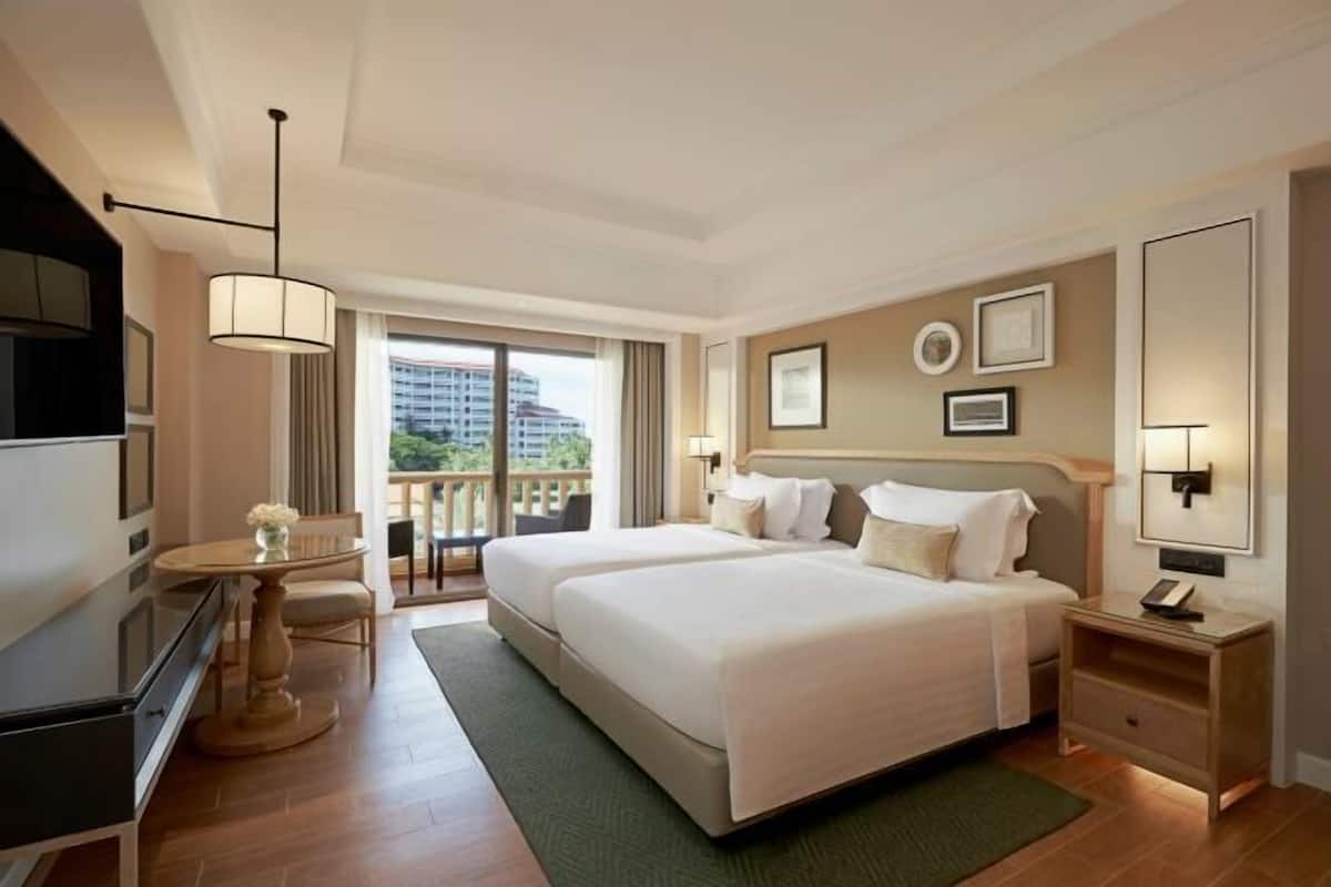 Premium bedding, minibar, in-room safe, individually decorated