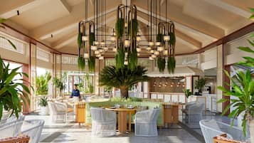 4 restaurants, breakfast, lunch, dinner served; international cuisine