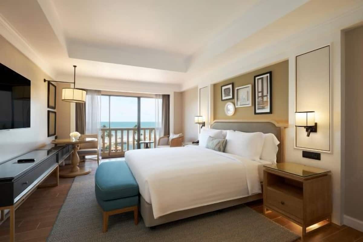 Premium bedding, minibar, in-room safe, individually decorated