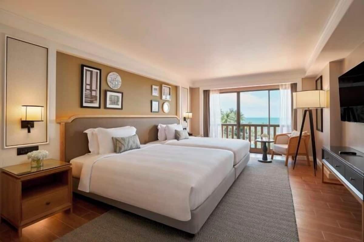 Premium bedding, minibar, in-room safe, individually decorated